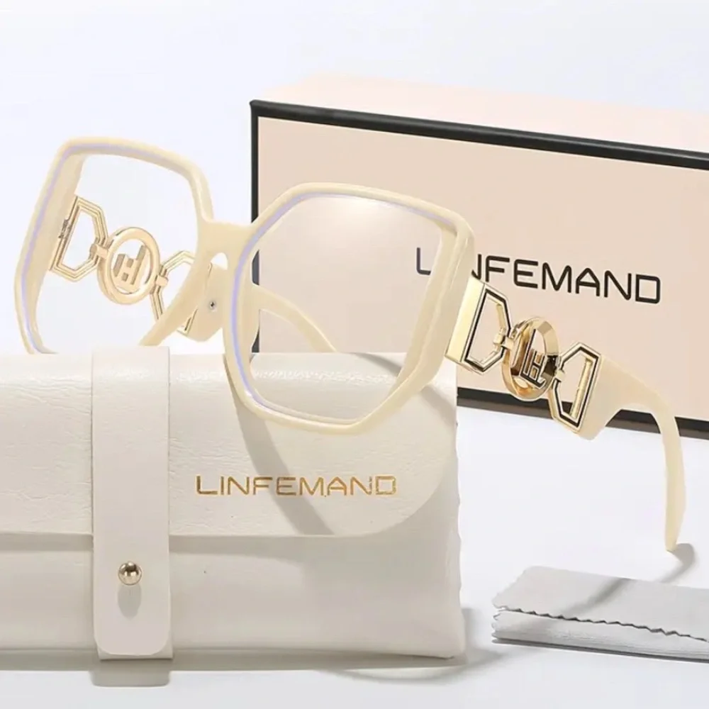 (New in package) Beige Women’s Oversized Square Glasses